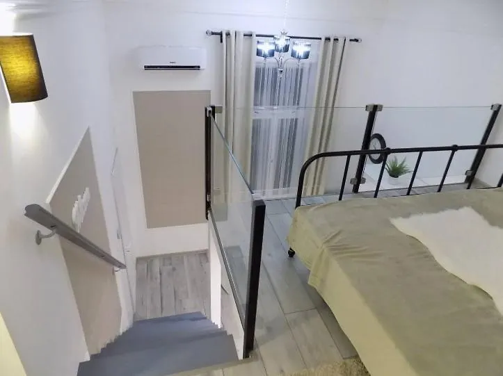 Modern And Cozy Loft Apartment Budapest Hungary